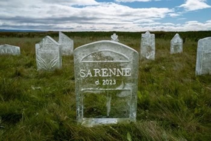 low-res_d5t3laff copy907863191440084381. | Pugnalom