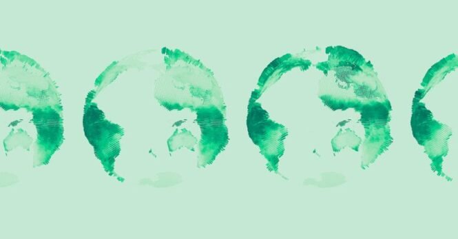 green | Pugnalom Das Grün der Vegetation an Land ändert sich im Lauf der Jahreszeiten. Forschende können den globalen „grünen Schwerpunkt“ berechnen und über Jahrzehnte hinweg verfolgen. Sie beobachten eine allmähliche Verschiebung nach Nordosten. | Copyright: Ida Flik