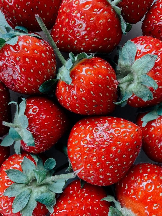 Erdbeeren gehören zu den beliebtesten Früchten überhaupt. Credits: Lisa Fotlos, pexels