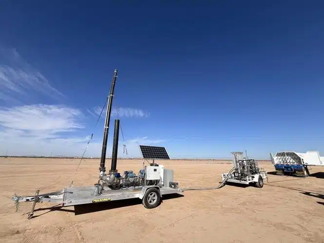 Solarmodule versorgen Anlagen zur Methanfreisetzung am Forschungsstandort in Casa Grande, Arizona, mit Energie. Credits: Frances Reuland