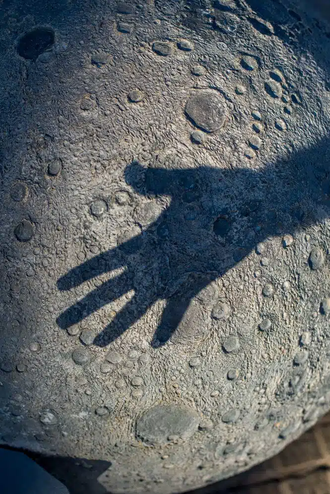 Der Mensch greift nach den Sternen.Credits: Victor Moragiega, pexels