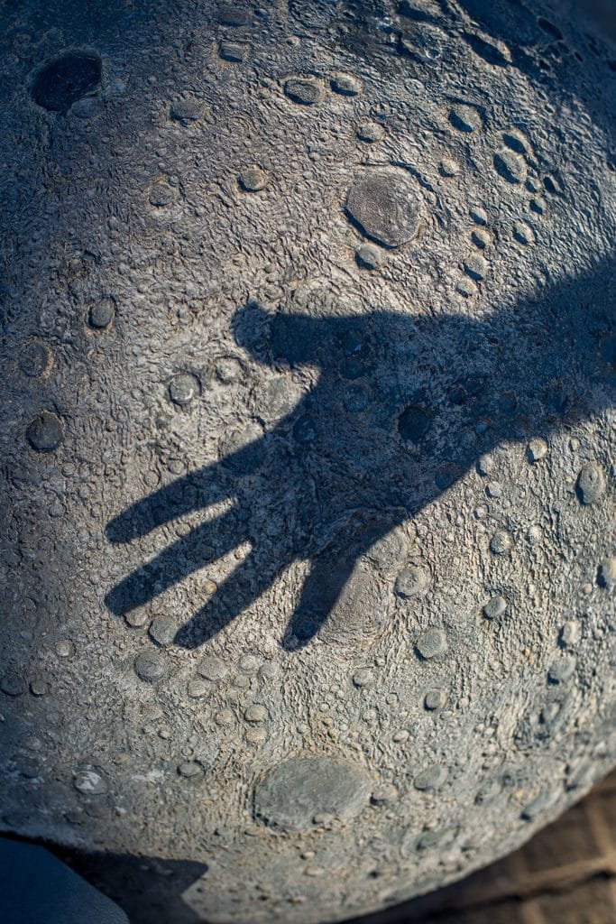 Der Mensch greift nach den Sternen.Credits: Victor Moragiega, pexels